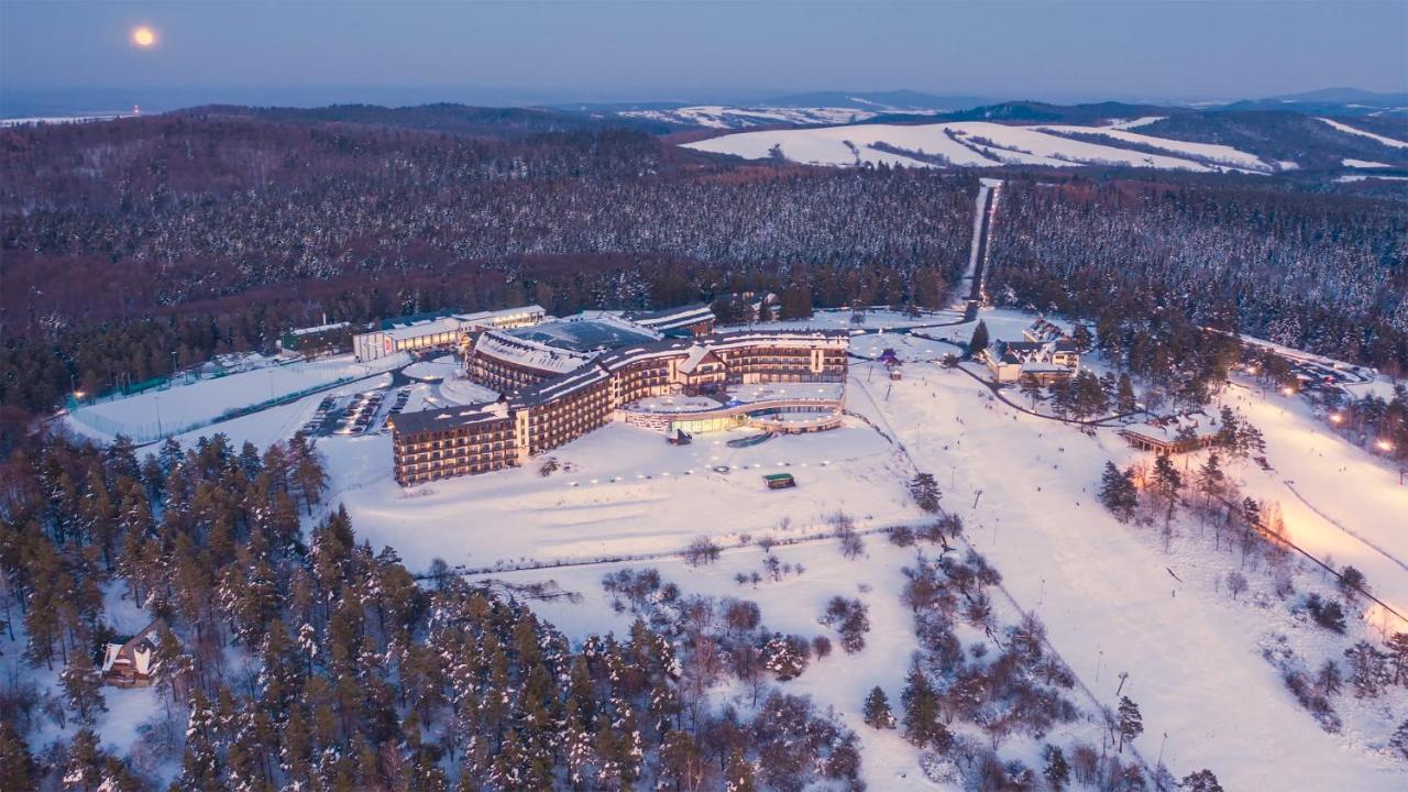 Hotel Arłamów Esterno foto