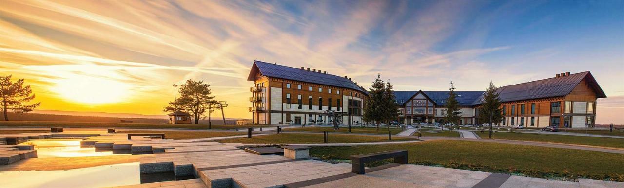Hotel Arłamów Esterno foto