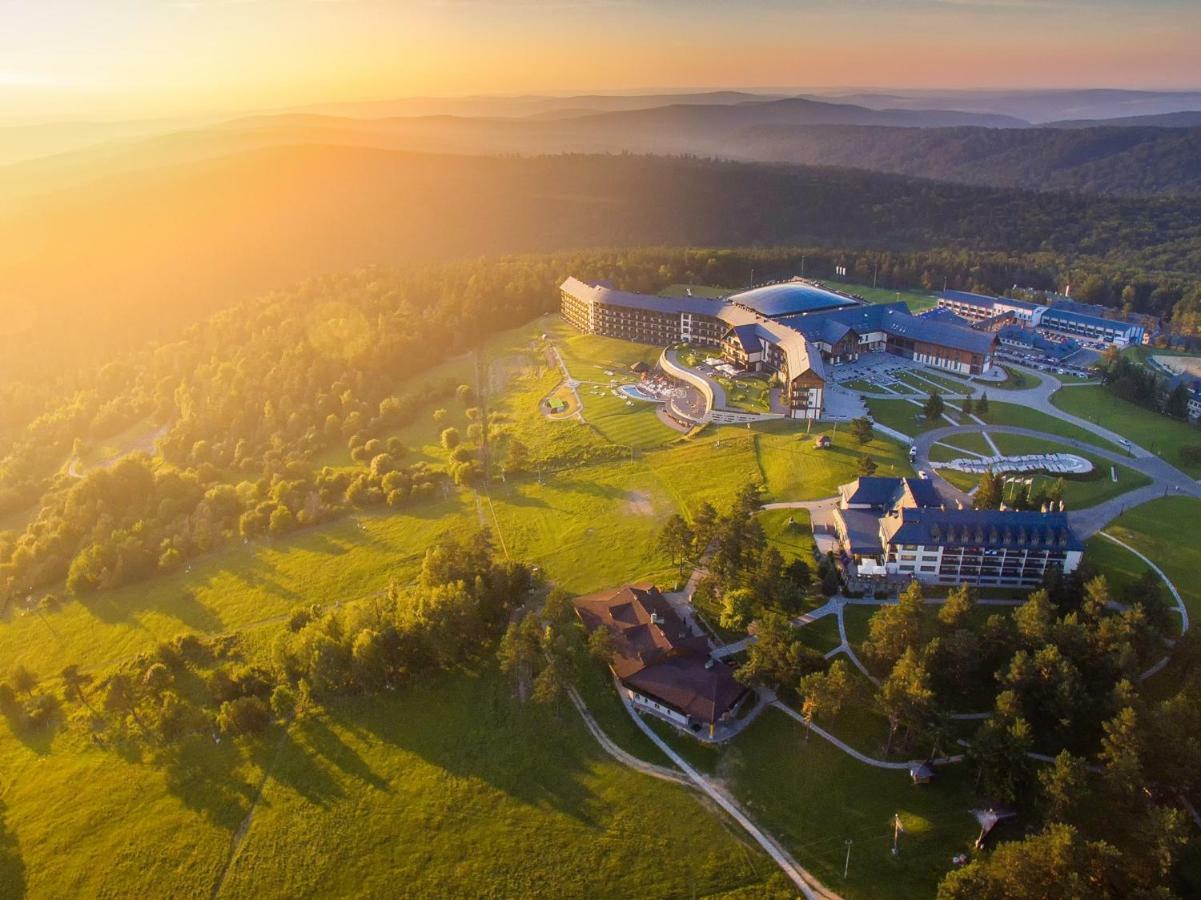Hotel Arłamów Esterno foto